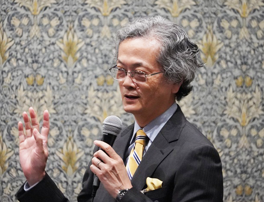 座長