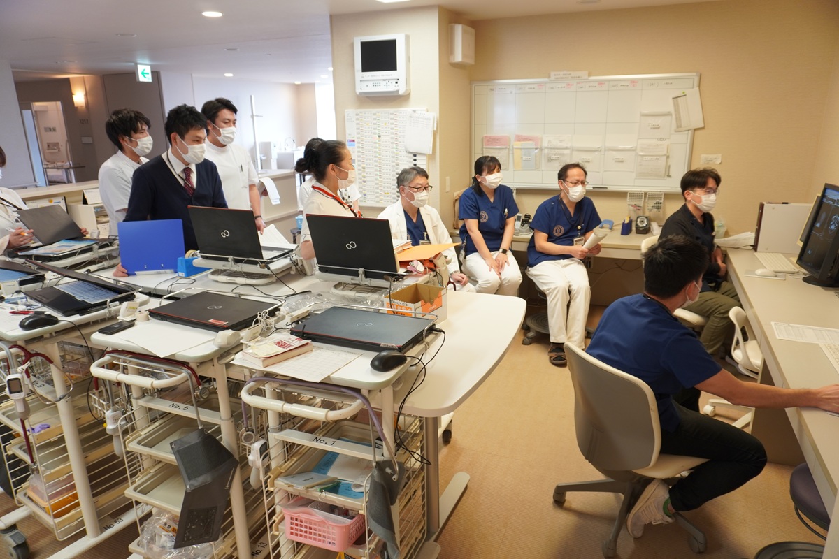 多職種による研修サポート